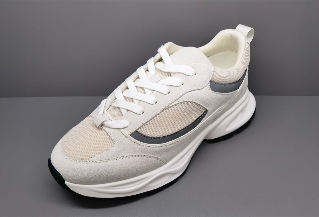 Technical Runner in White
