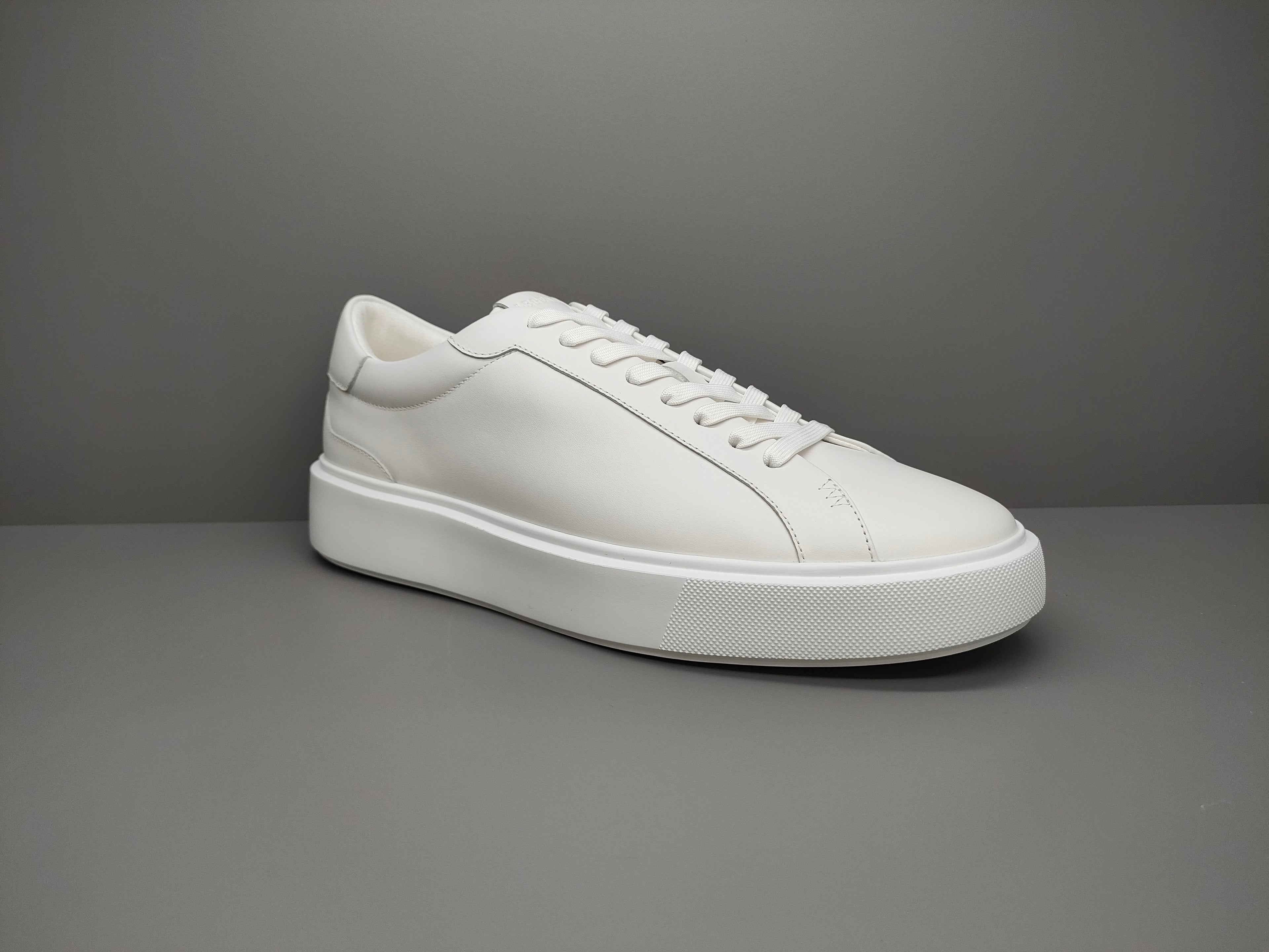 Classic Leather Trainer