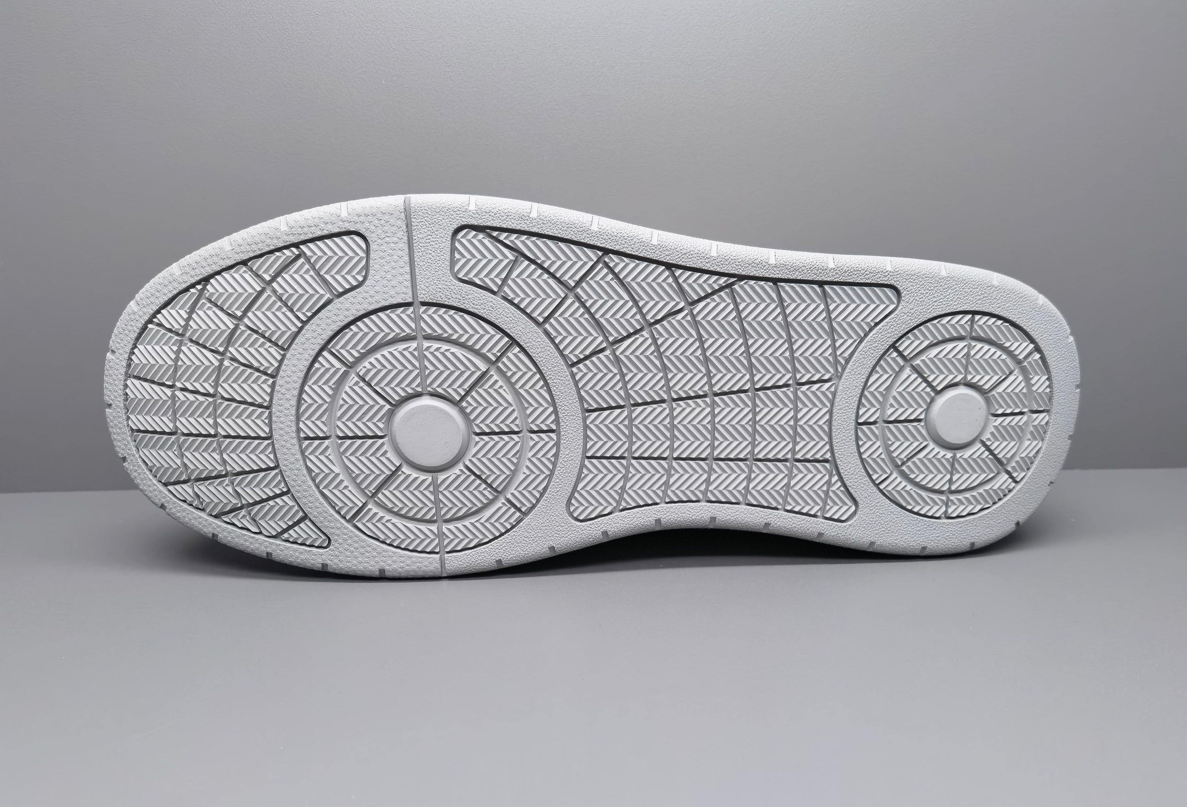 Men's Basket Trainer in White