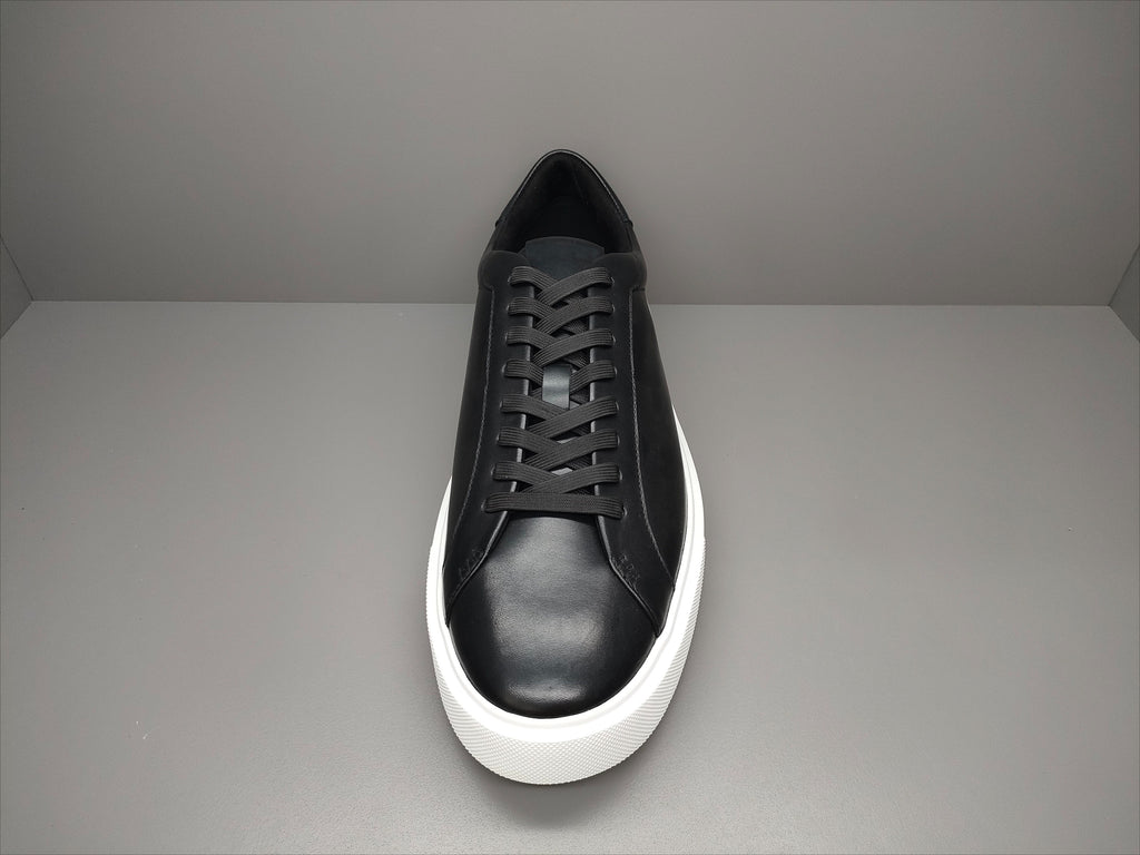 Classic Leather Trainer