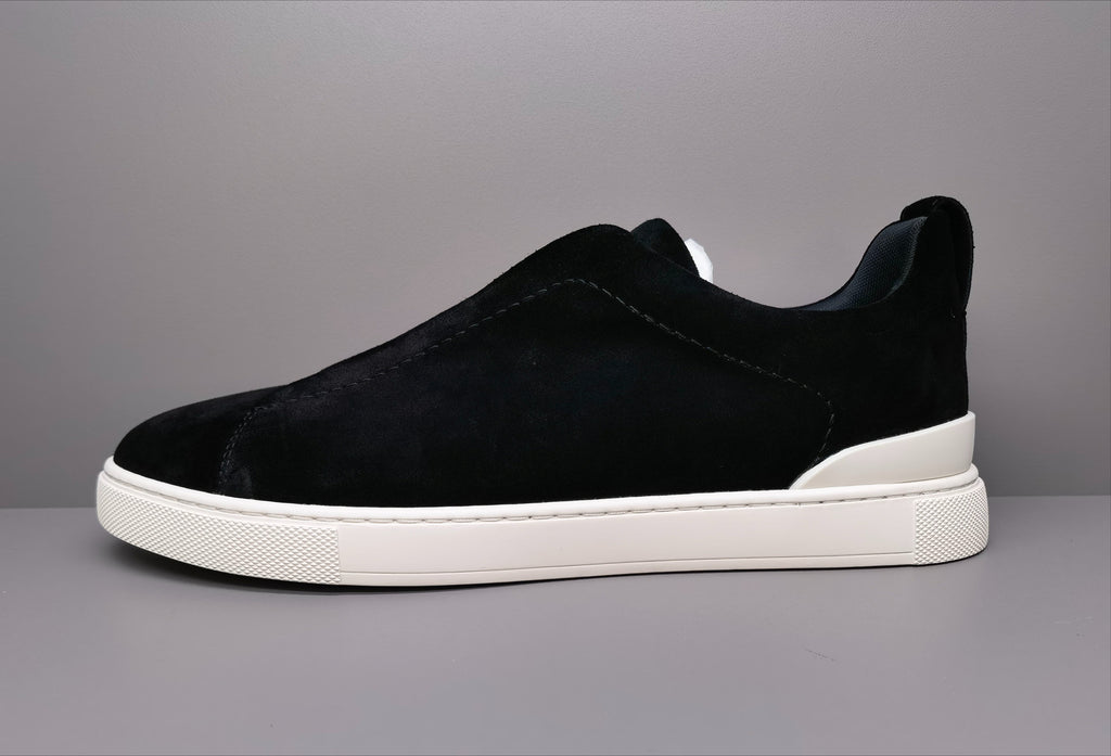 Classic Men's Sneakers