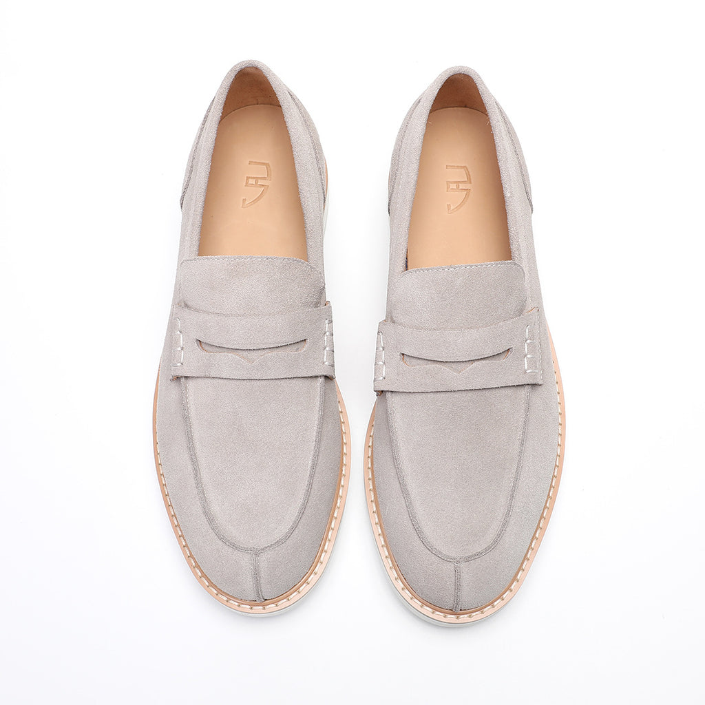 New 2026 versatile cowhide loafers anti-velvet leather soft leather British retro European and American men's slip-on