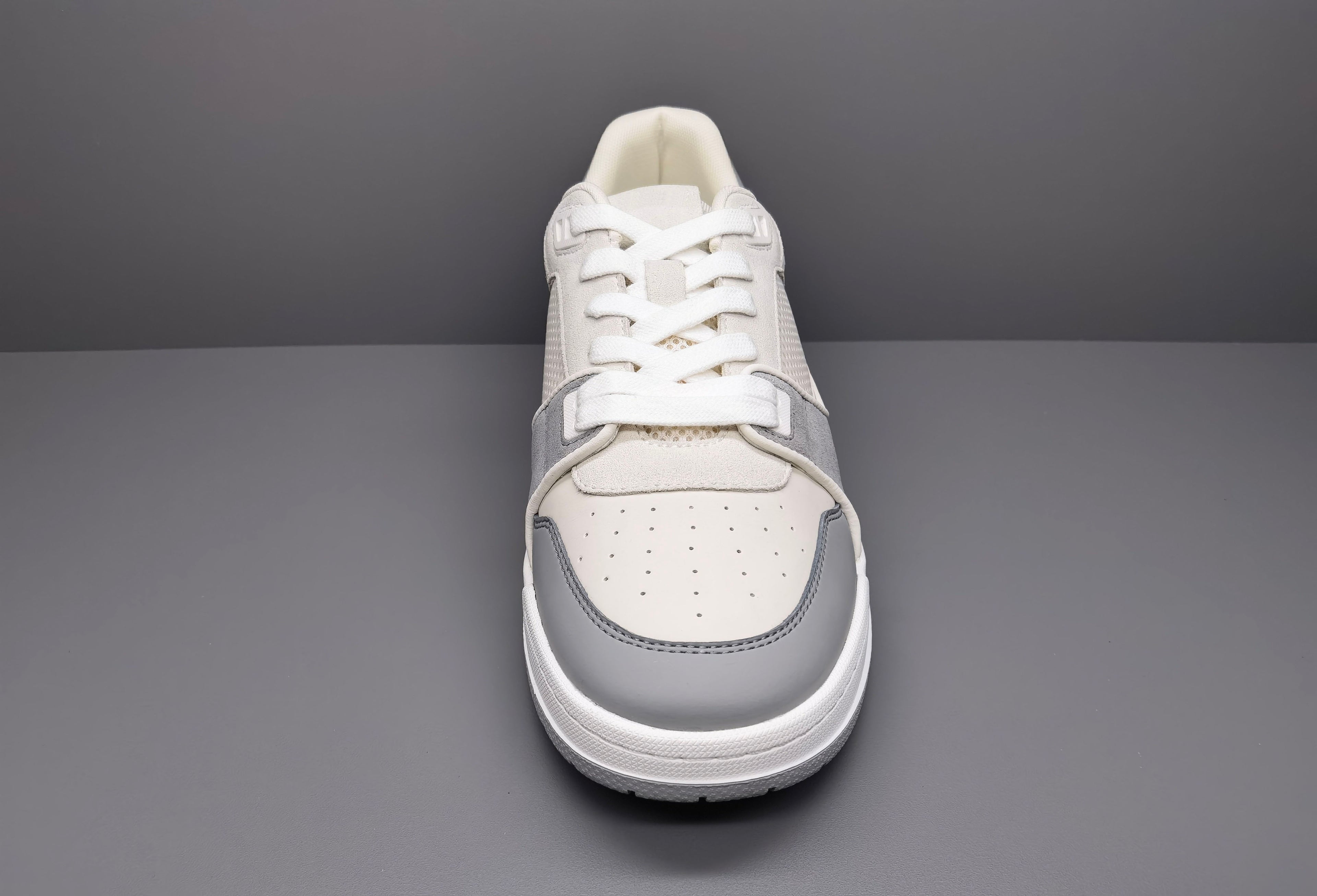 Men's Basket Trainer in White