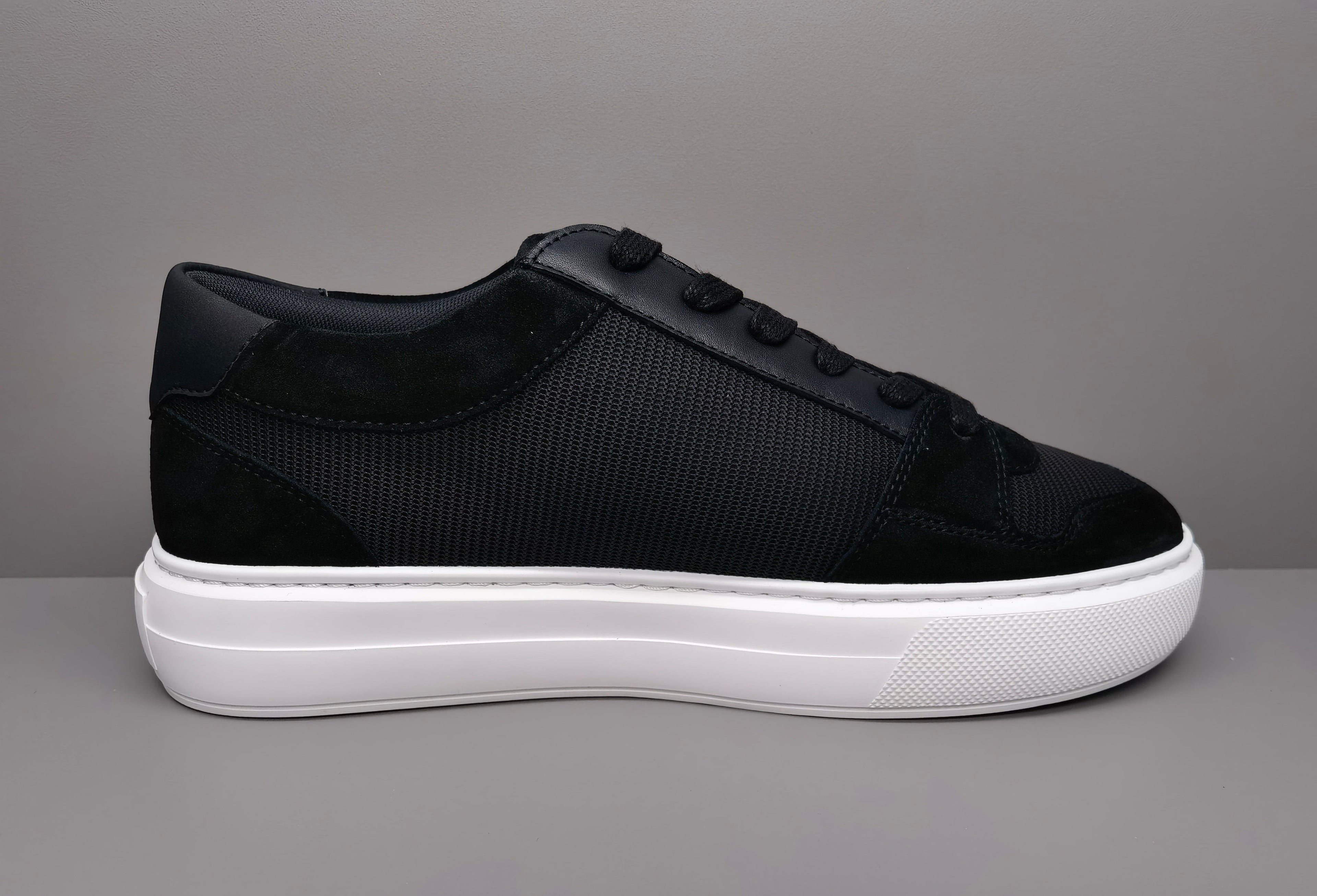 Classic Men's Trainers