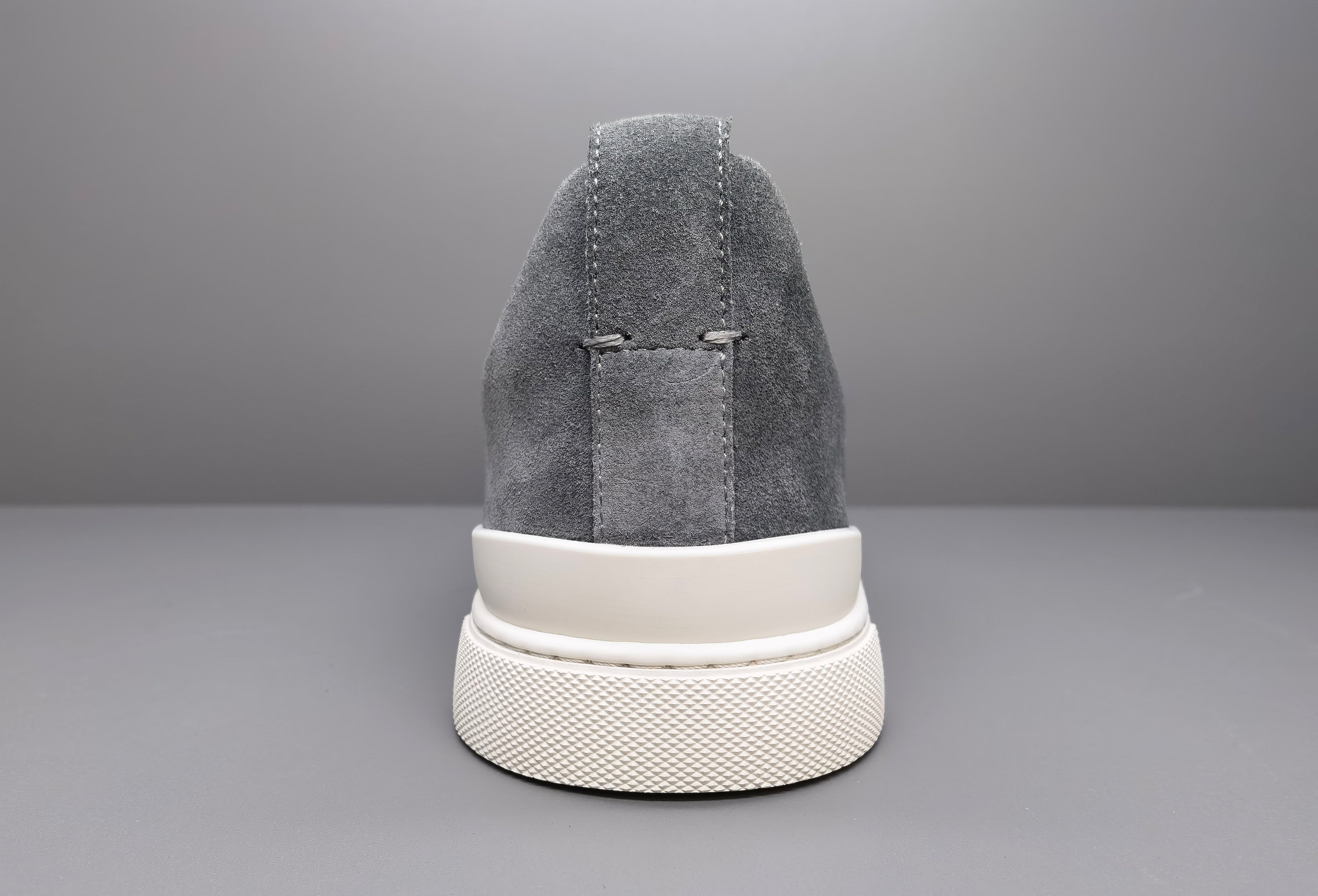 Classic Men's Sneakers
